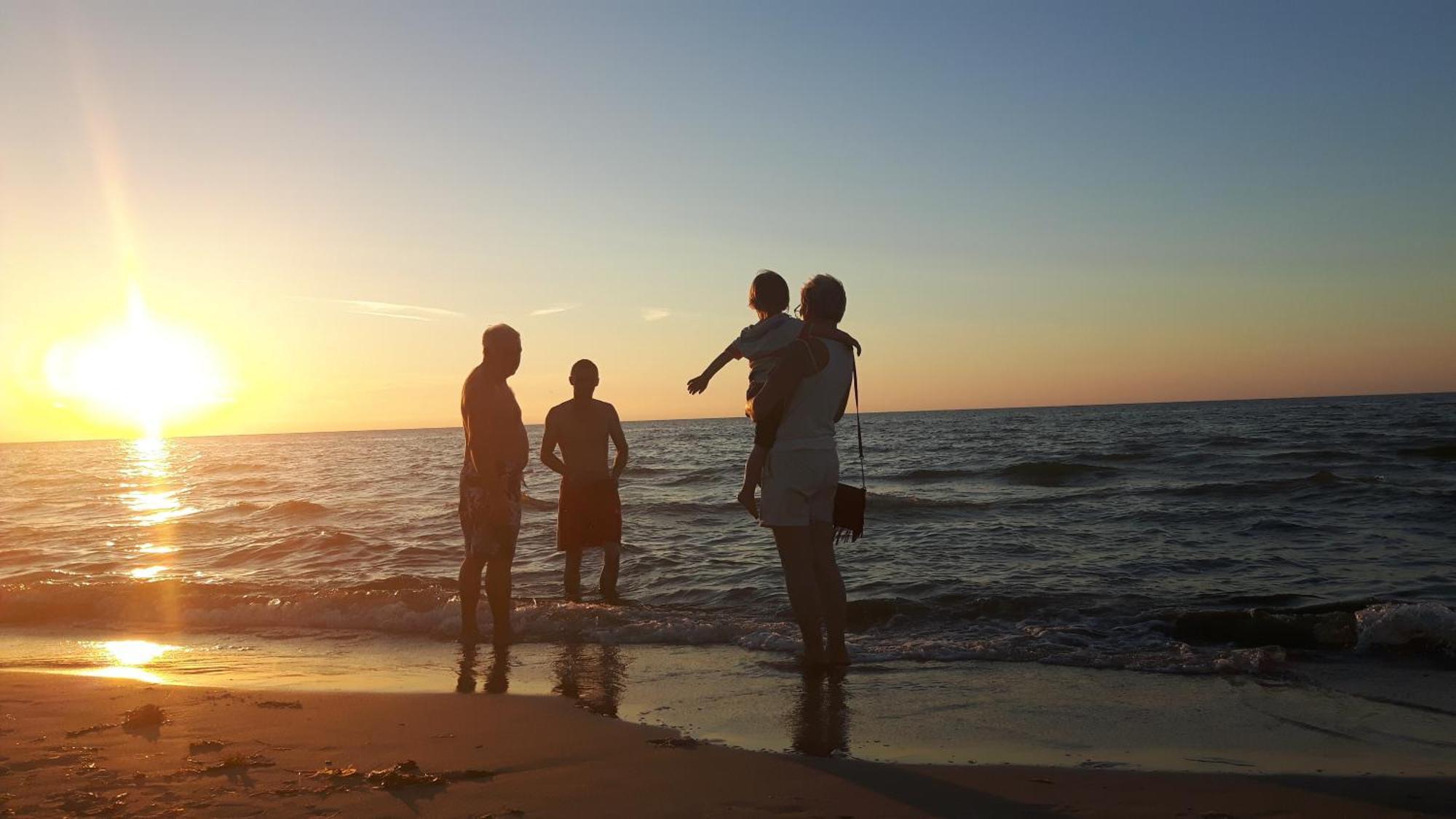 Domki Letniskowe Wiktorek Dziwnówek Buitenkant foto